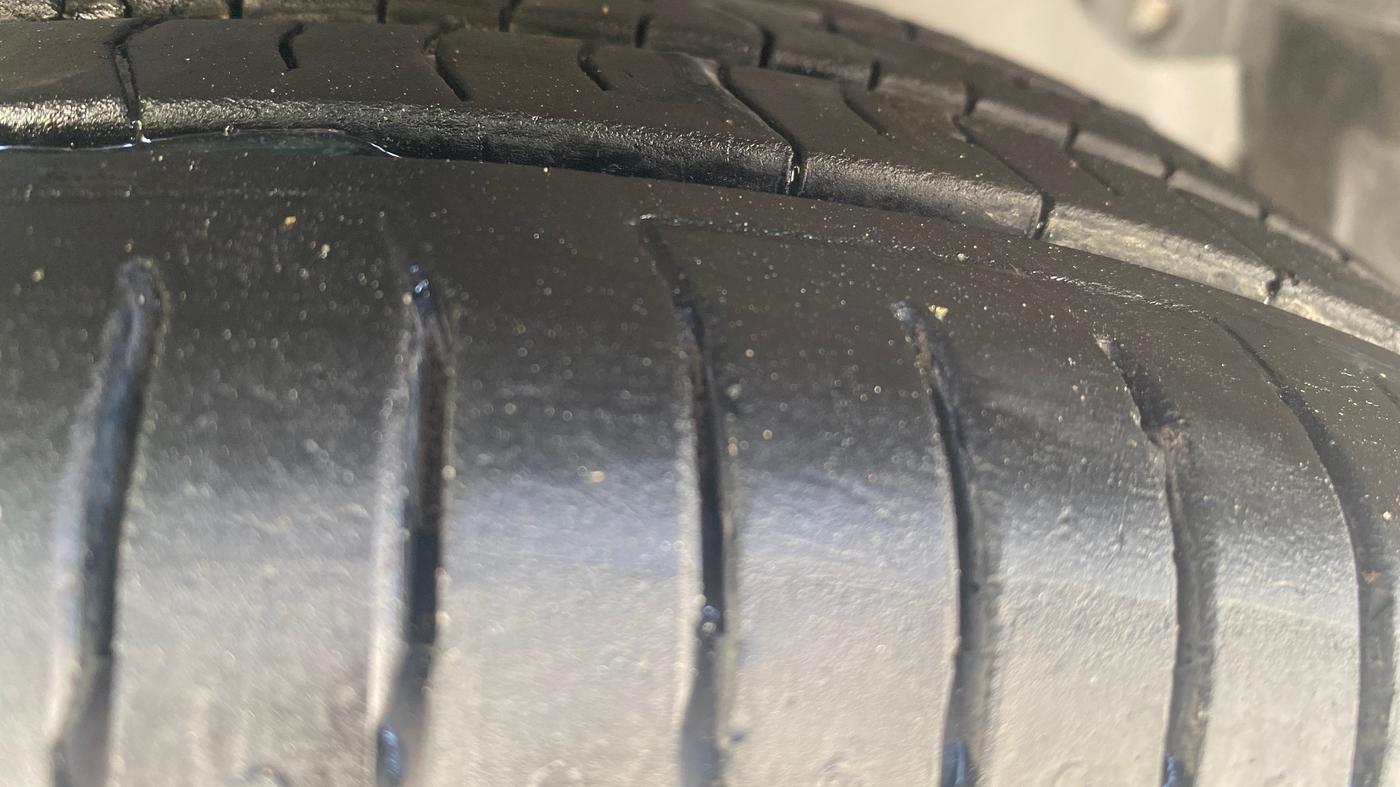 2018 Honda Brio S(O) MT, CNG, Manual, 1,35,760 km, Right Front Tyre Tread