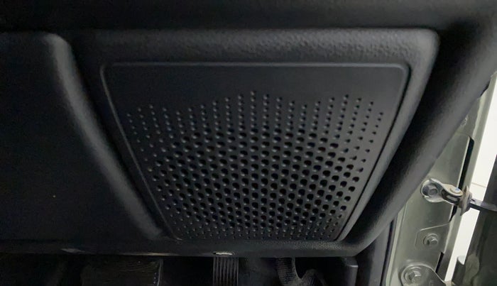 2021 Mahindra Thar LX PETROL HT 4WD AT, Petrol, Automatic, 4,799 km, Speaker