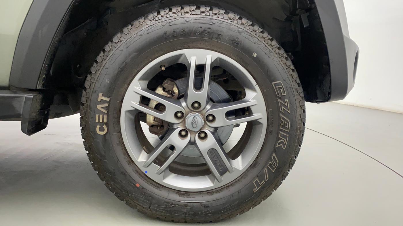 2021 Mahindra Thar LX PETROL HT 4WD AT, Petrol, Automatic, 4,799 km, Right Front Wheel