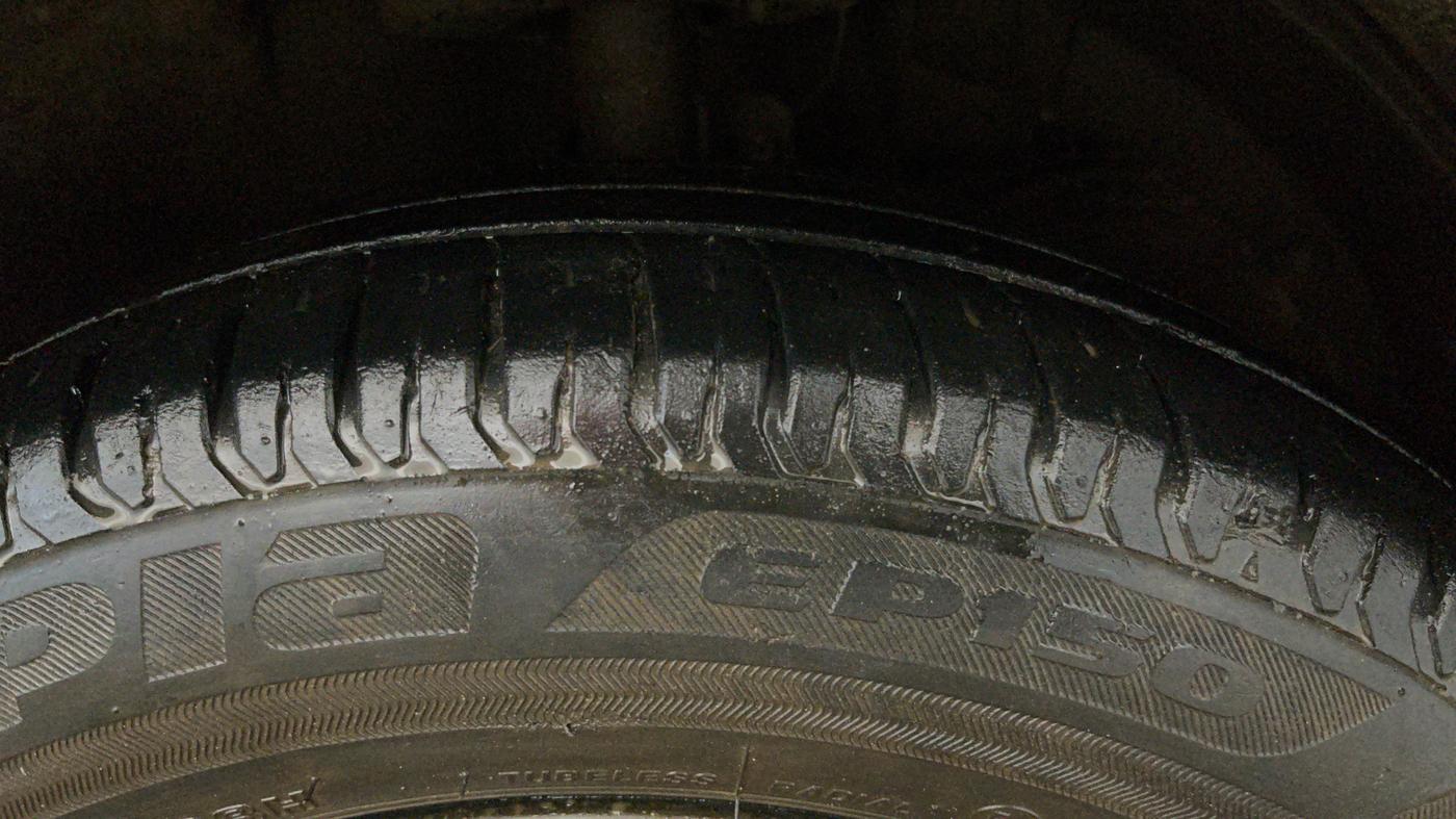 2022 Maruti XL6 ALPHA AT, Petrol, Automatic, 63,917 km, Right Front Tyre Tread
