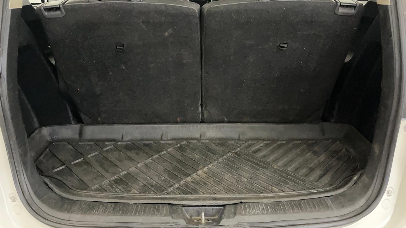 2022 Maruti XL6 ALPHA AT, Petrol, Automatic, 63,917 km, Boot Inside