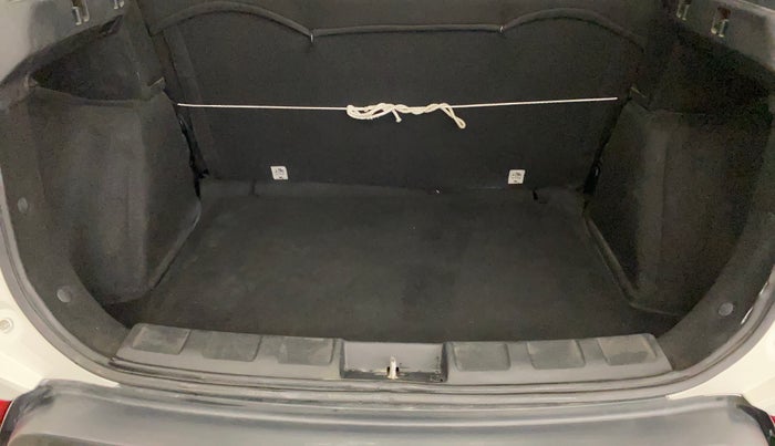 2019 Tata NEXON XM PETROL, Petrol, Manual, 62,158 km, Boot Inside