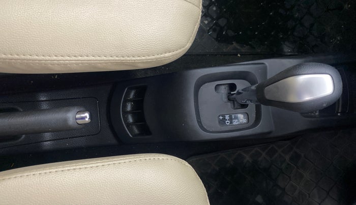 2017 Maruti Wagon R 1.0 VXI (O) AMT, Petrol, Automatic, 19,294 km, Gear Lever