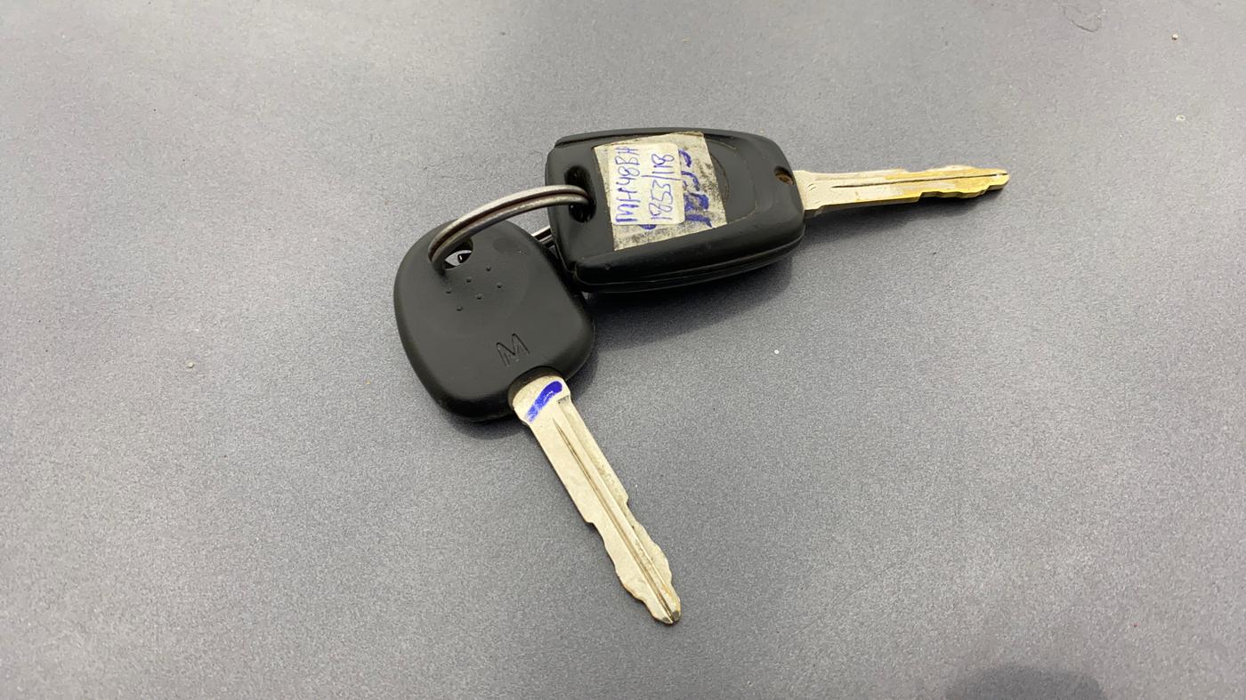 2018 Hyundai NEW SANTRO SPORTZ MT, Petrol, Manual, 25,315 km, Key Close Up