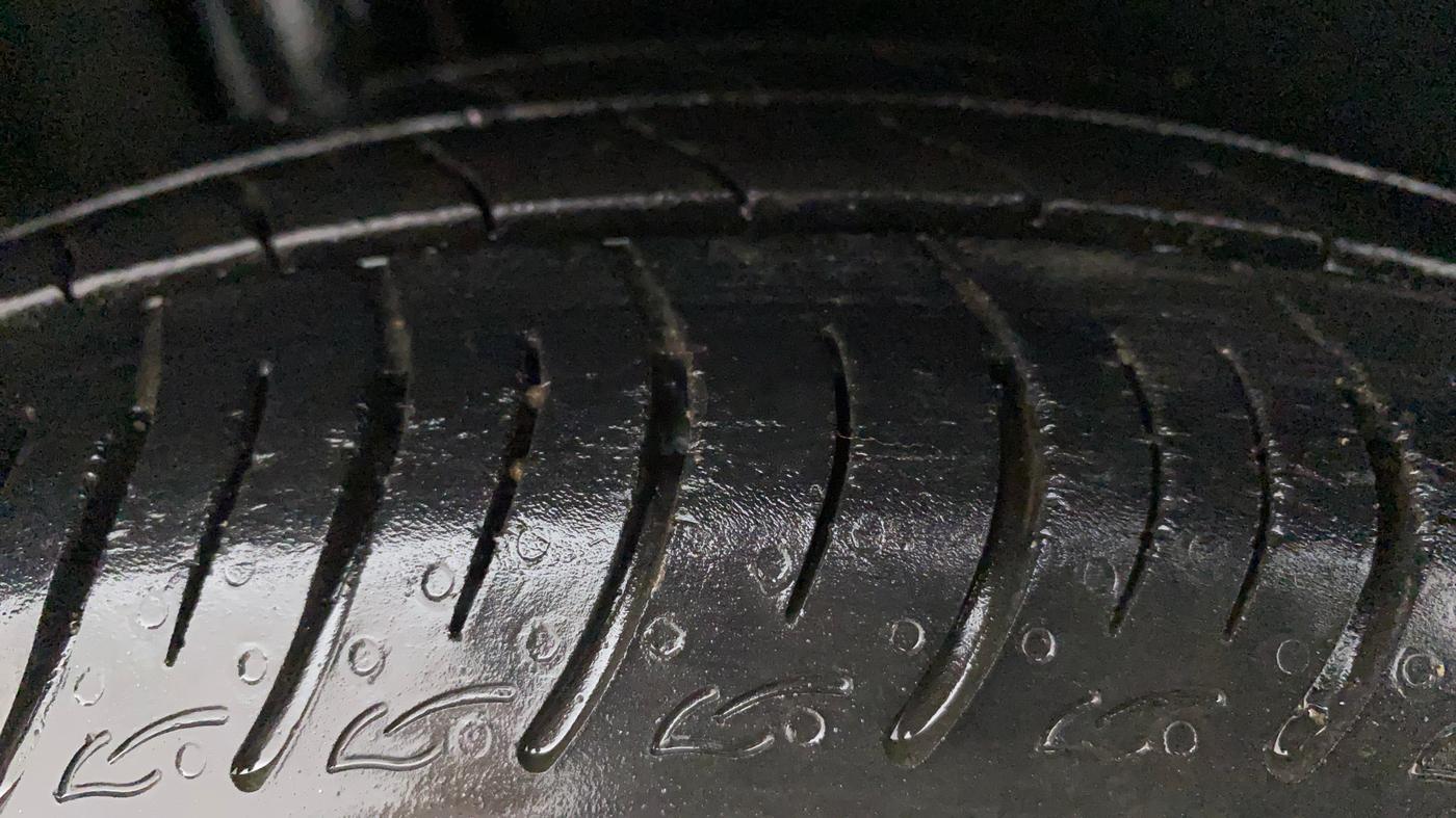 2021 Maruti Baleno DELTA PETROL 1.2, Petrol, Manual, 23,454 km, Right Rear Tyre Tread