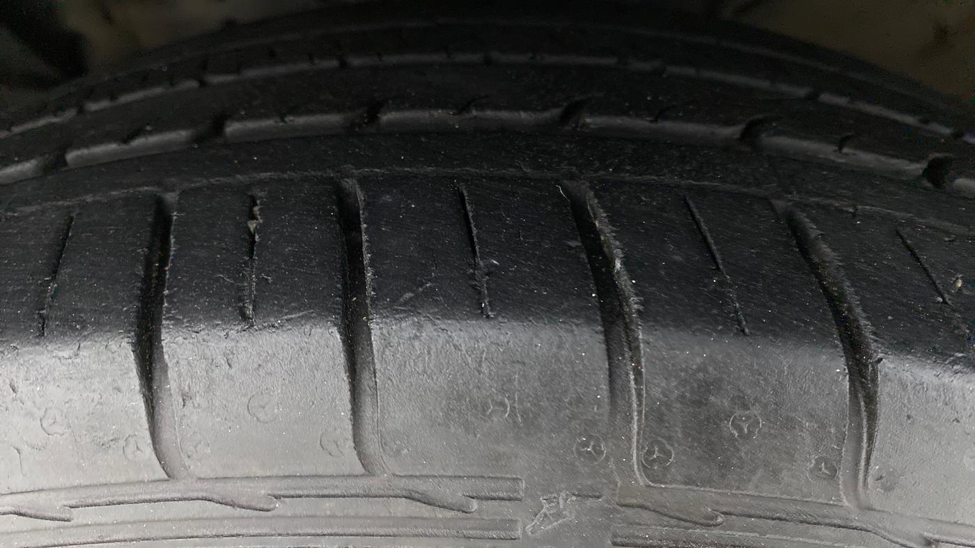 2020 KIA SELTOS 1.5 GTX+ AT, Diesel, Automatic, 27,484 km, Left Front Tyre Tread