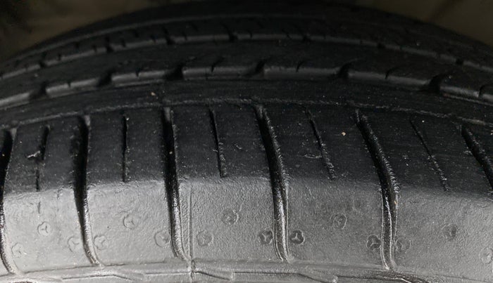 2020 KIA SELTOS 1.5 GTX+ AT, Diesel, Automatic, 27,484 km, Right Front Tyre Tread