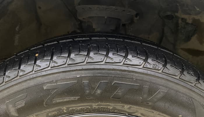 2019 Hyundai Elite i20 SPORTZ PLUS  1.2 CVT, Petrol, Automatic, 25,846 km, Right Front Tyre Tread