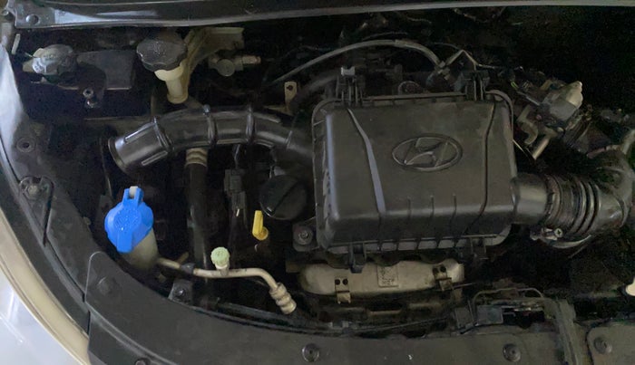 2014 Hyundai i10 SPORTZ 1.1, Petrol, Manual, 55,951 km, Engine View - Right