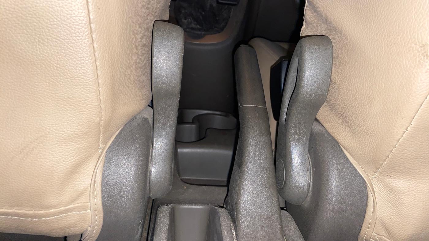 2014 Hyundai i10 SPORTZ 1.1, Petrol, Manual, 55,951 km, Driver Side Adjustment Panel