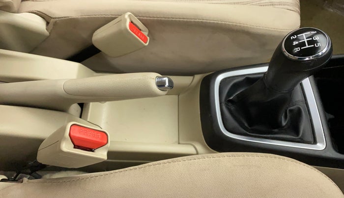 2017 Maruti Dzire VXI, Petrol, Manual, 14,144 km, Gear Lever