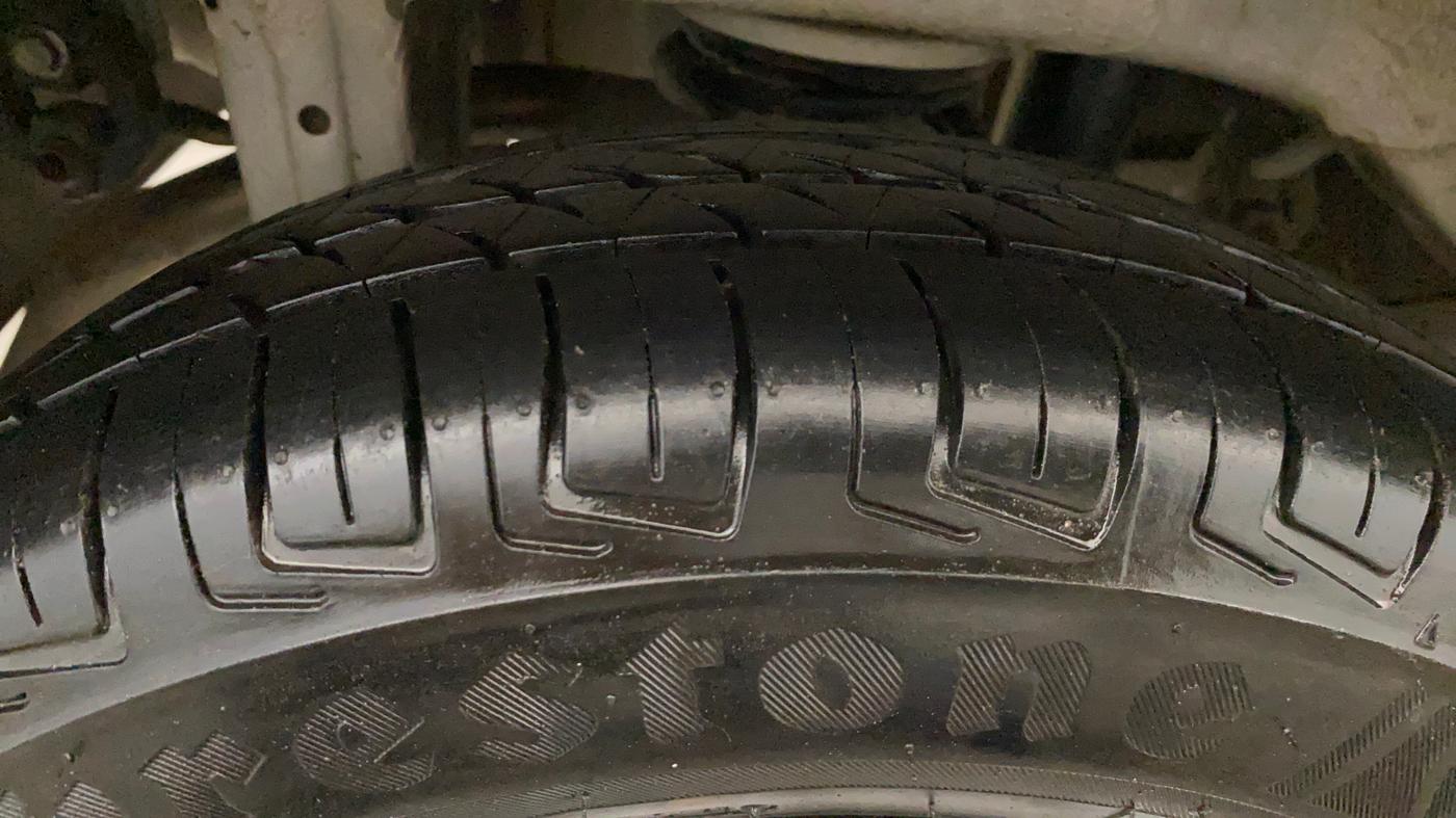 2021 Maruti Alto LXI CNG, CNG, Manual, 74,410 km, Right Rear Tyre Tread