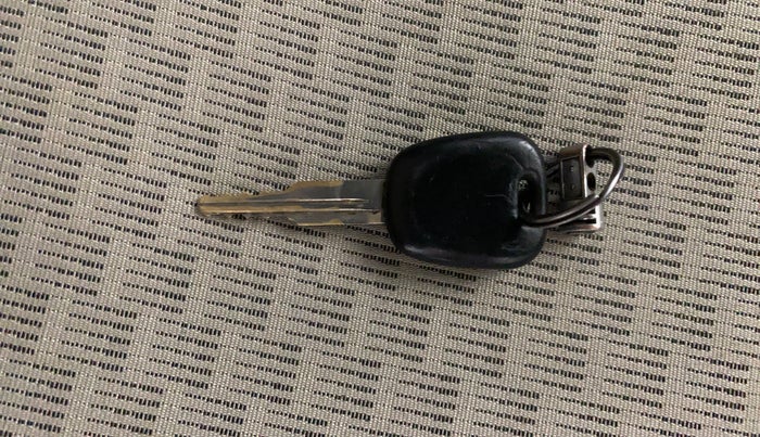 2021 Maruti Alto LXI CNG, CNG, Manual, 73,601 km, Key Close Up