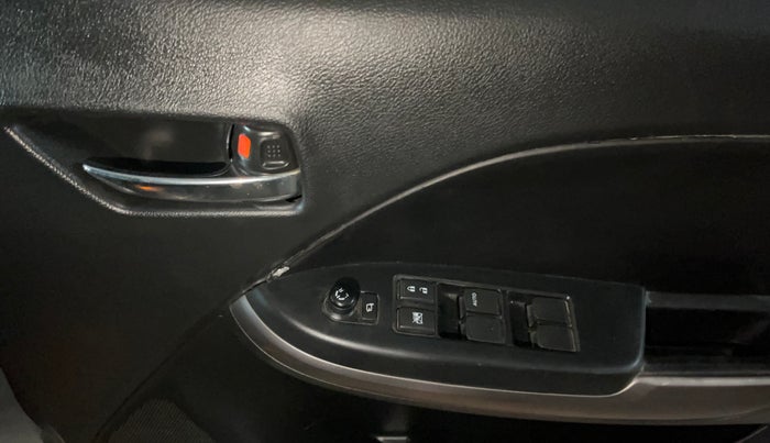 2021 Maruti Baleno ALPHA CVT PETROL 1.2, Petrol, Automatic, 38,092 km, Driver Side Door Panels Control