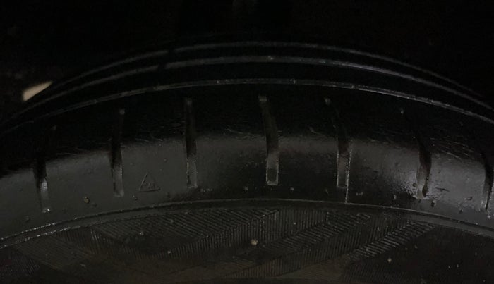 2021 Maruti Baleno ALPHA CVT PETROL 1.2, Petrol, Automatic, 38,092 km, Right Rear Tyre Tread