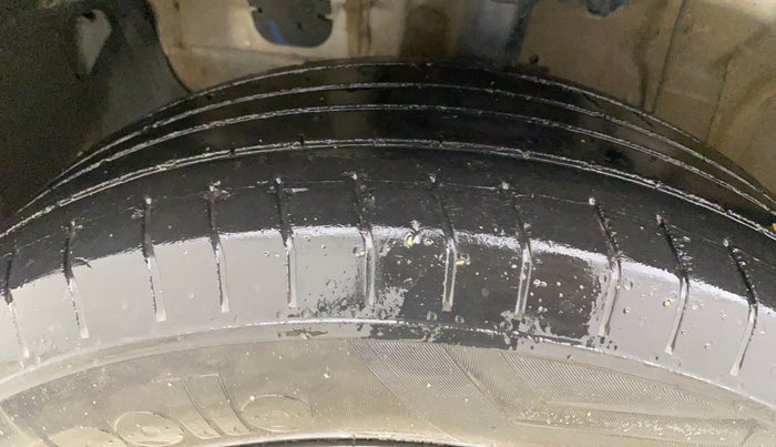 2023 Hyundai Creta EX 1.5 PETROL, Petrol, Manual, 72,422 km, Left Front Tyre Tread