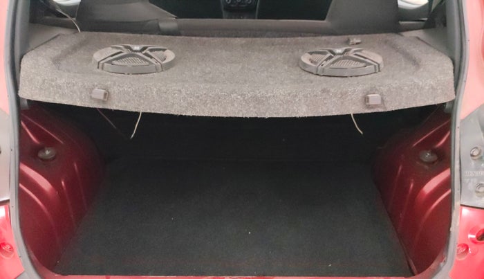 2015 Renault Kwid RXL, Petrol, Manual, 38,247 km, Boot Inside