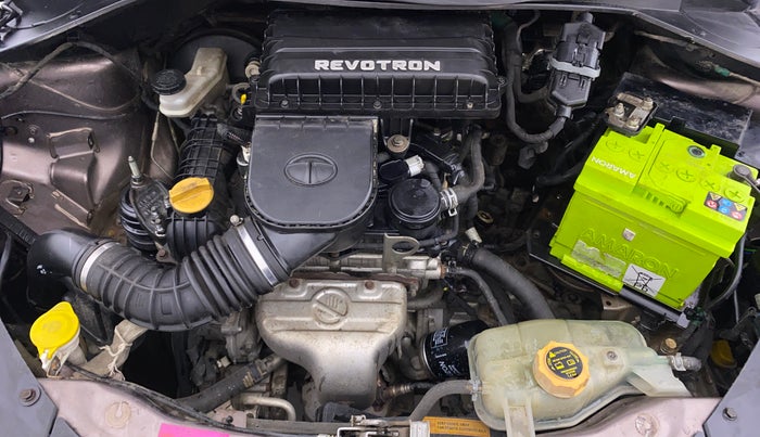 2017 Tata Tiago XT PETROL, Petrol, Manual, 88,698 km, Engine View