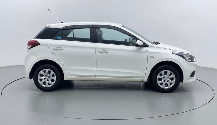 2016 Hyundai Elite i20 MAGNA 1.2, Petrol, Manual, 36,669 km, Right Side View