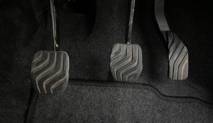 2019 Datsun Redi Go T (O), Petrol, Manual, 18,145 km, Pedals