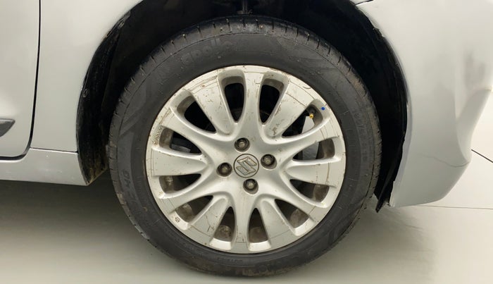 2015 Maruti Baleno ALPHA DIESEL 1.3, Diesel, Manual, 70,867 km, Right Front Wheel