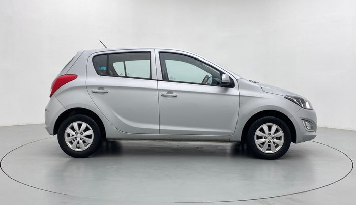 2014 Hyundai i20 SPORTZ 1.2 VTVT, Petrol, Manual, 25,104 km, Right Side
