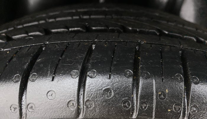 2021 Volkswagen Polo HIGHLINE PLUS 1.0L TSI AT, Petrol, Automatic, 12,267 km, Right Rear Tyre Tread