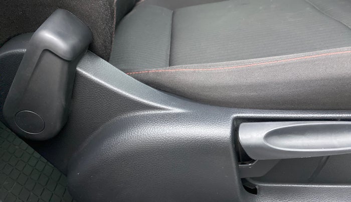 2021 Volkswagen Polo HIGHLINE PLUS 1.0L TSI AT, Petrol, Automatic, 12,267 km, Driver Side Adjustment Panel