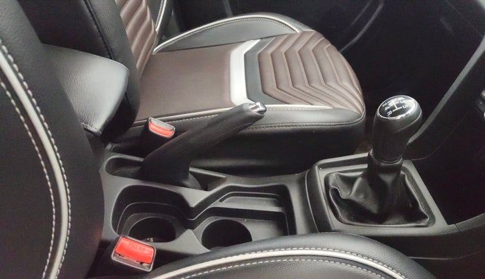 2022 Toyota URBAN CRUISER PREMIUM GRADE MT, Petrol, Manual, 36,061 km, Gear Lever