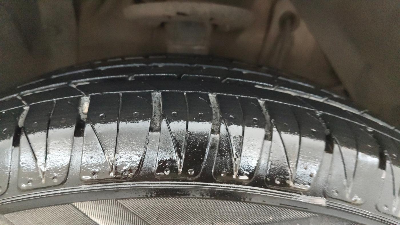 2022 Toyota URBAN CRUISER PREMIUM GRADE MT, Petrol, Manual, 36,061 km, Right Front Tyre Tread