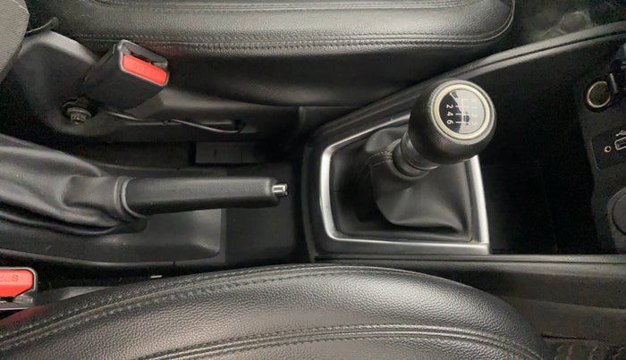 2019 Nissan Kicks XV DIESEL, Diesel, Manual, 48,512 km, Gear Lever