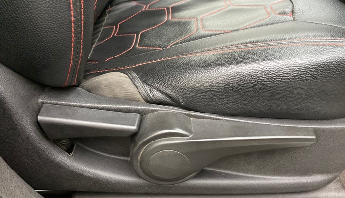 2015 Tata Bolt XT REVOTRON, Petrol, Manual, 60,329 km, Driver Side Adjustment Panel