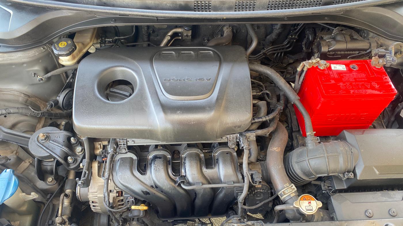 2017 Hyundai Verna 1.6 VTVT SX (O) AT, Petrol, Automatic, 1,07,526 km, Engine View