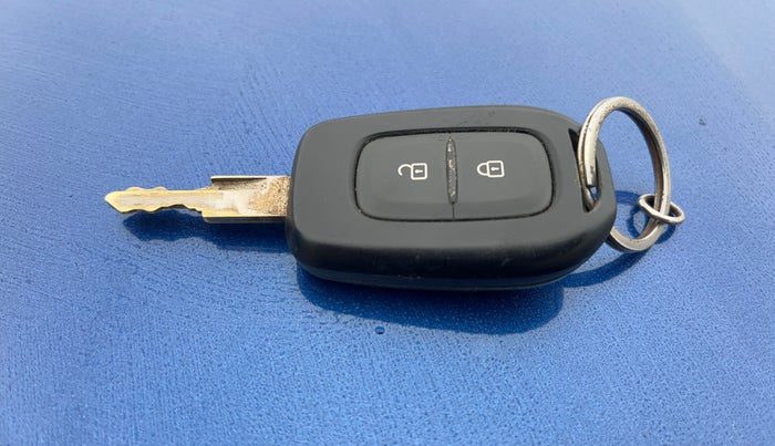 2018 Renault Kwid CLIMBER 1.0 AMT, Petrol, Automatic, 7,737 km, Key Close Up