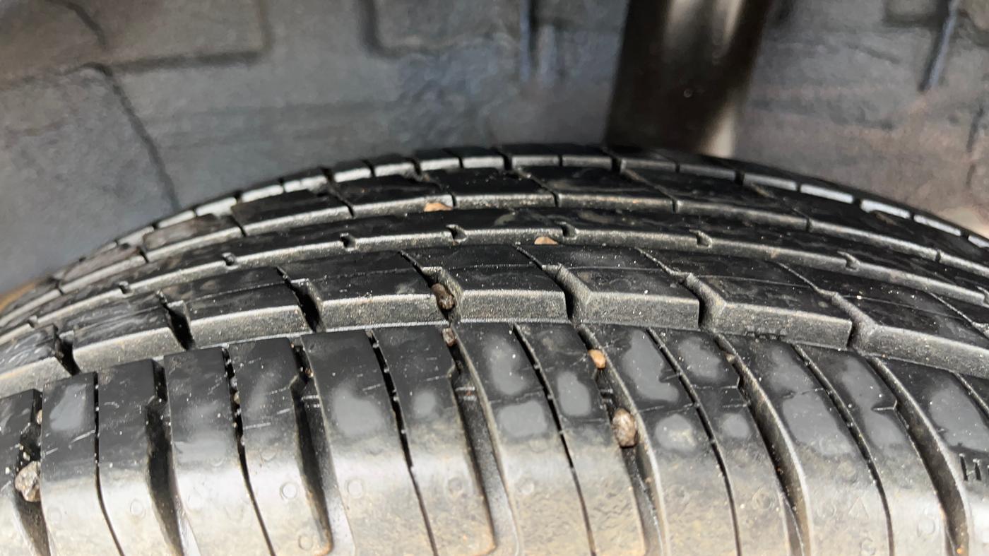 2018 Renault Kwid CLIMBER 1.0 AMT, Petrol, Automatic, 7,737 km, Left Rear Tyre Tread