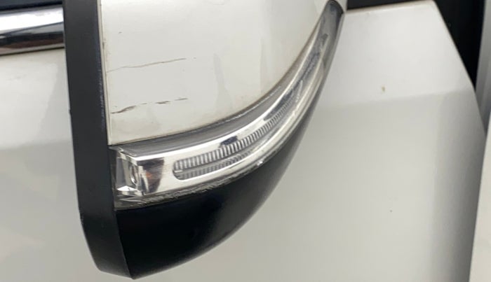 2016 Hyundai Creta SX PLUS AT 1.6 DIESEL, Diesel, Automatic, 66,164 km, Right rear-view mirror - Indicator light has minor damage