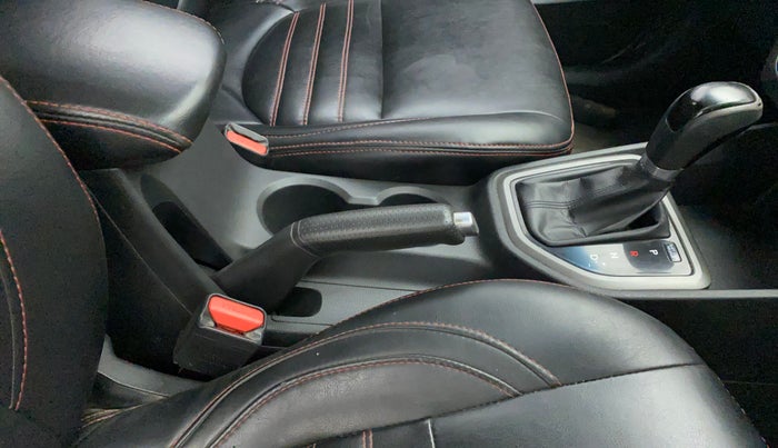 2016 Hyundai Creta SX PLUS AT 1.6 DIESEL, Diesel, Automatic, 66,164 km, Gear Lever