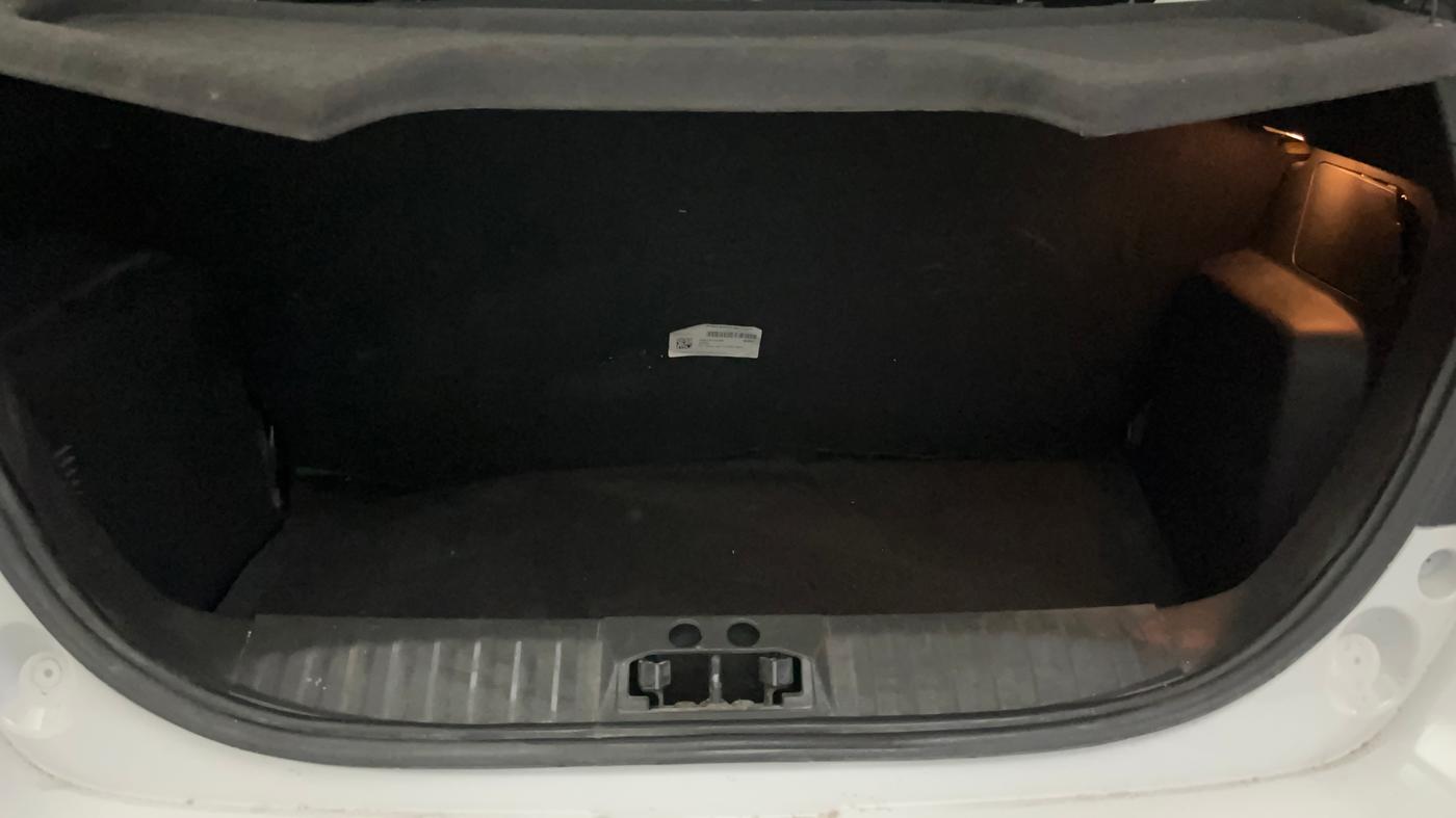 2020 Ford New Figo TITANIUM 1.2 PETROL MT, Petrol, Manual, 28,854 km, Boot Inside