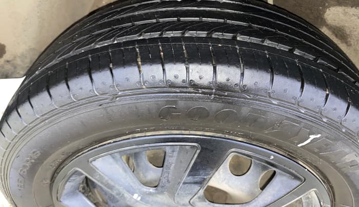 2018 Tata NEXON XT PETROL, Petrol, Manual, 62,008 km, Right Rear Tyre Tread