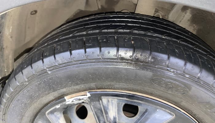 2018 Tata NEXON XT PETROL, Petrol, Manual, 62,008 km, Right Front Tyre Tread