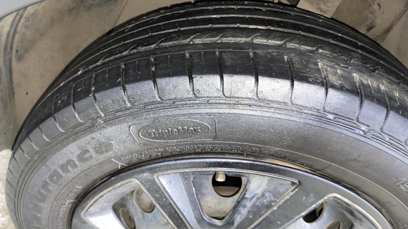 2018 Tata NEXON XT PETROL, Petrol, Manual, 62,008 km, Left Front Tyre Tread