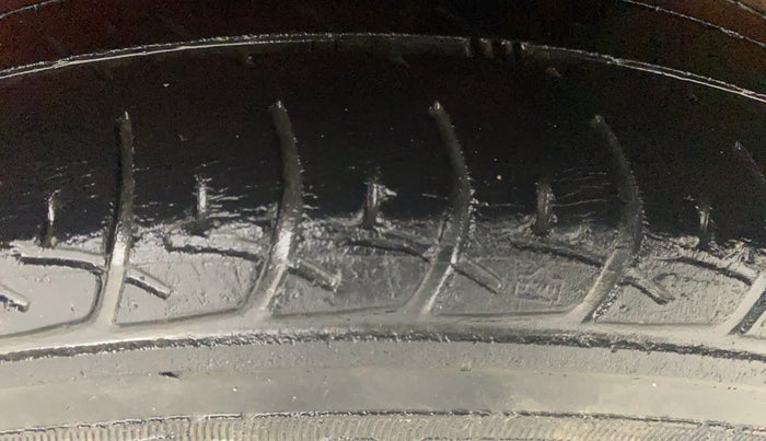 2016 Maruti Celerio VXI AMT, Petrol, Automatic, 62,424 km, Left Rear Tyre Tread