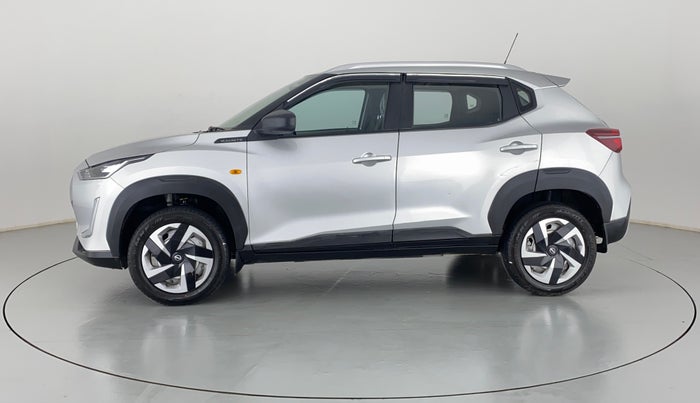 2021 Nissan MAGNITE XE 1.0 MT, Petrol, Manual, 11,917 km, Left Side