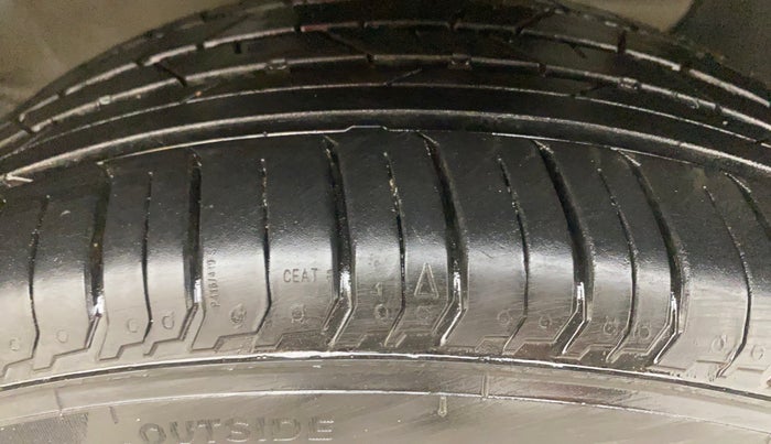 2017 Hyundai Elite i20 ASTA 1.2, Petrol, Manual, 65,290 km, Right Front Tyre Tread