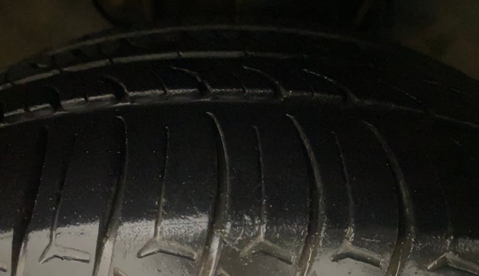 2018 Tata TIGOR XZA PETROL, Petrol, Automatic, 83,165 km, Right Front Tyre Tread