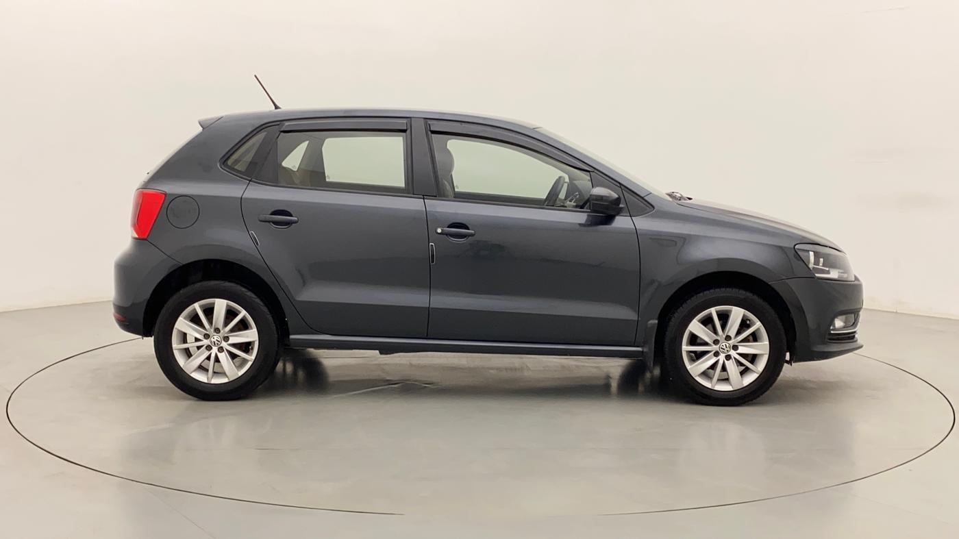 2016 Volkswagen Polo HIGHLINE1.2L, Petrol, Manual, 58,380 km, Right Side View