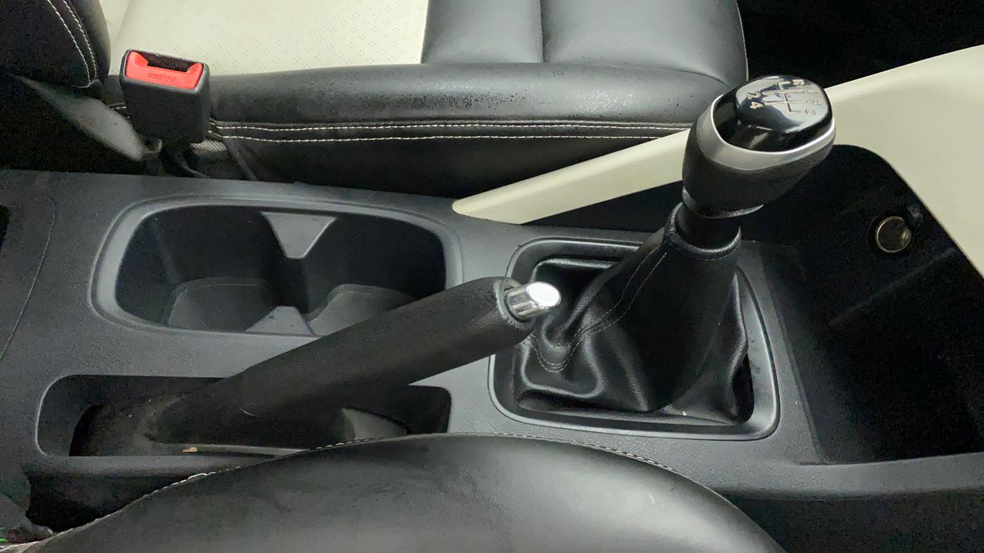2023 Nissan MAGNITE XE, Petrol, Manual, 10,004 km, Gear Lever