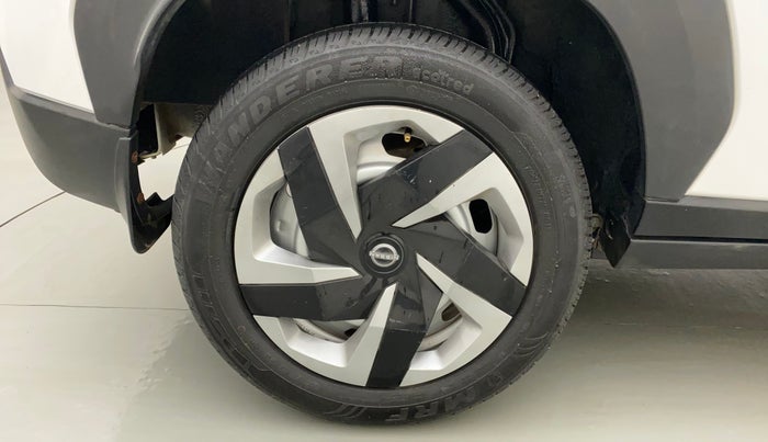 2023 Nissan MAGNITE XE, Petrol, Manual, 10,004 km, Right Rear Wheel