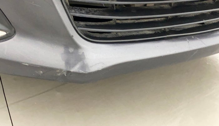 2016 Maruti Swift VXI O, CNG, Manual, 30,925 km, Front bumper - Minor scratches