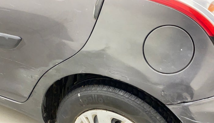 2016 Maruti Swift VXI O, CNG, Manual, 30,925 km, Left quarter panel - Slightly dented